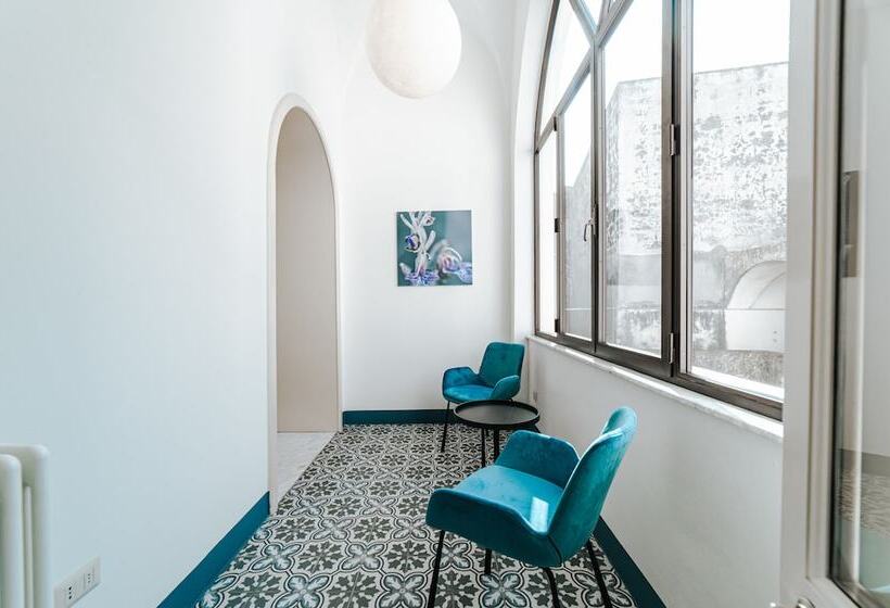 סוויטה, Palazzo Frangipane