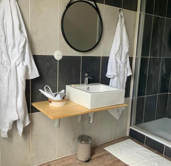 Номер Стандарт, Par La Dives