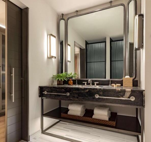 주니어 스위트 킹사이즈 침대, Thompson Atlanta Buckhead, By Hyatt