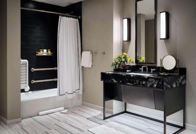 장애인을 위한 킹사이즈 침대 스탠다드 룸, Thompson Atlanta Buckhead, By Hyatt