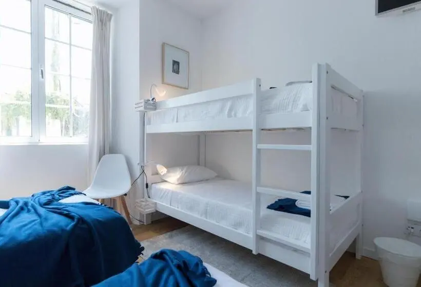 ルームシェアのワンベッド, Lagoa Hostel & Suites