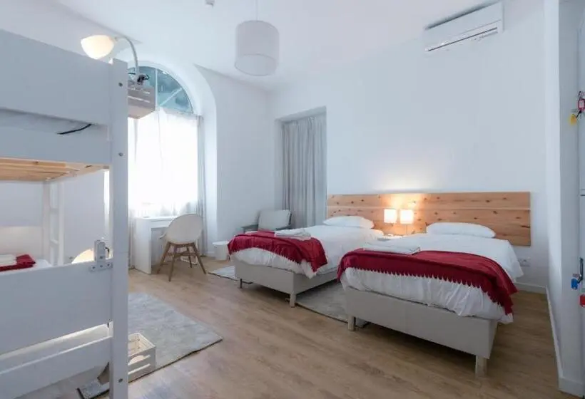 ルームシェアのワンベッド, Lagoa Hostel & Suites