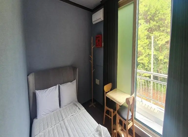 Chambre Standard avec Balcon, Bigso Stay