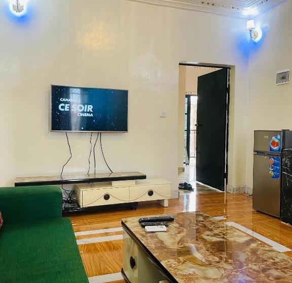 סטודיו דלוקס, Residence Svet