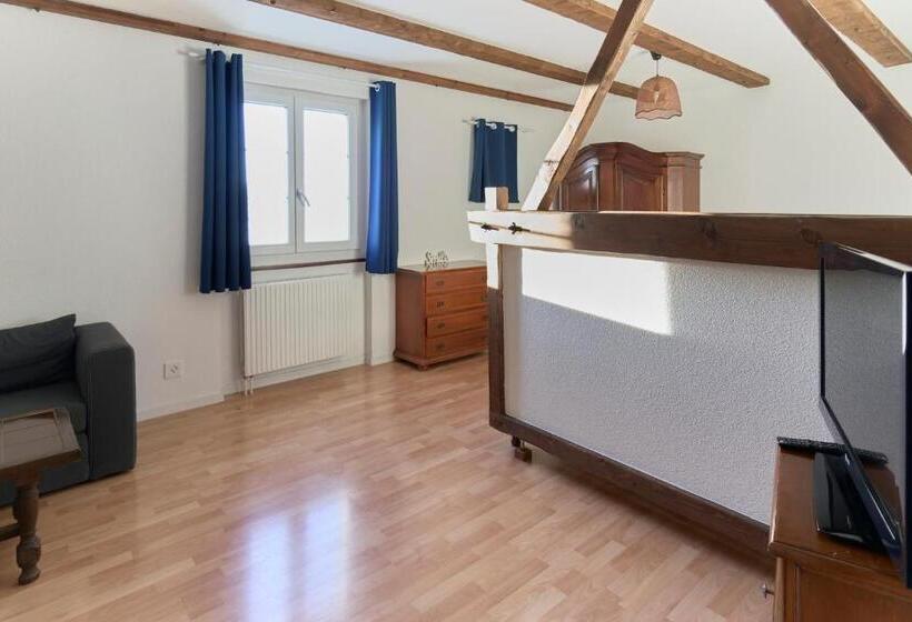 إستوديو قياسى, Auberge Du Peu Péquignot