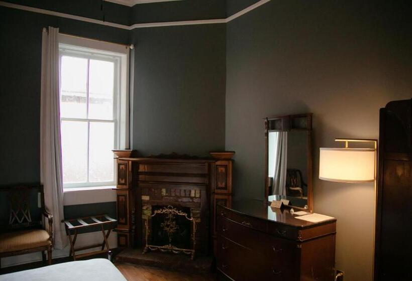 غرفة سوبيريور سرير كينج, The Grand