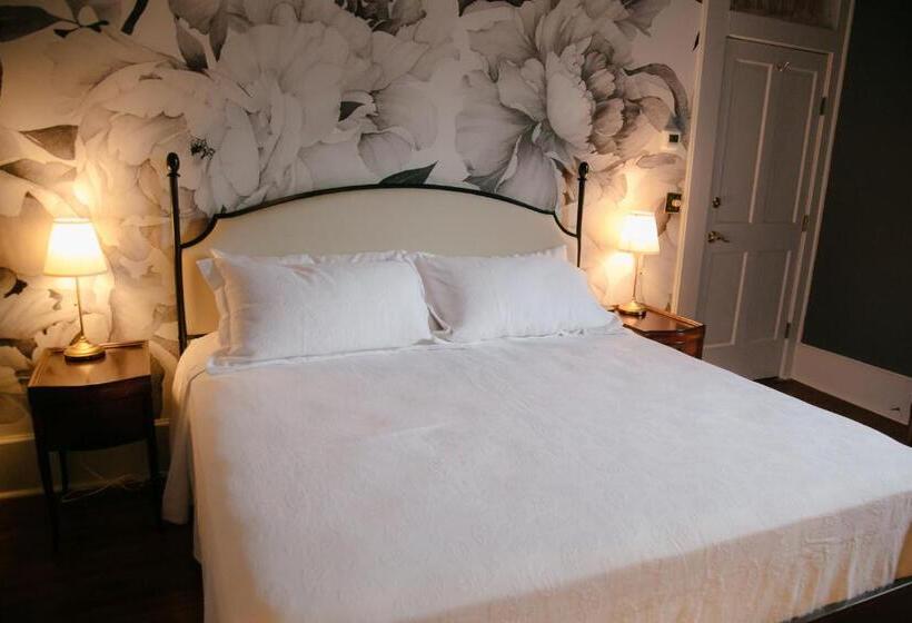 غرفة سوبيريور سرير كينج, The Grand