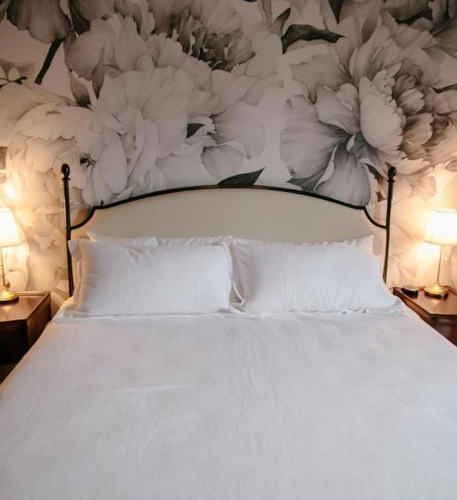 غرفة سوبيريور سرير كينج, The Grand