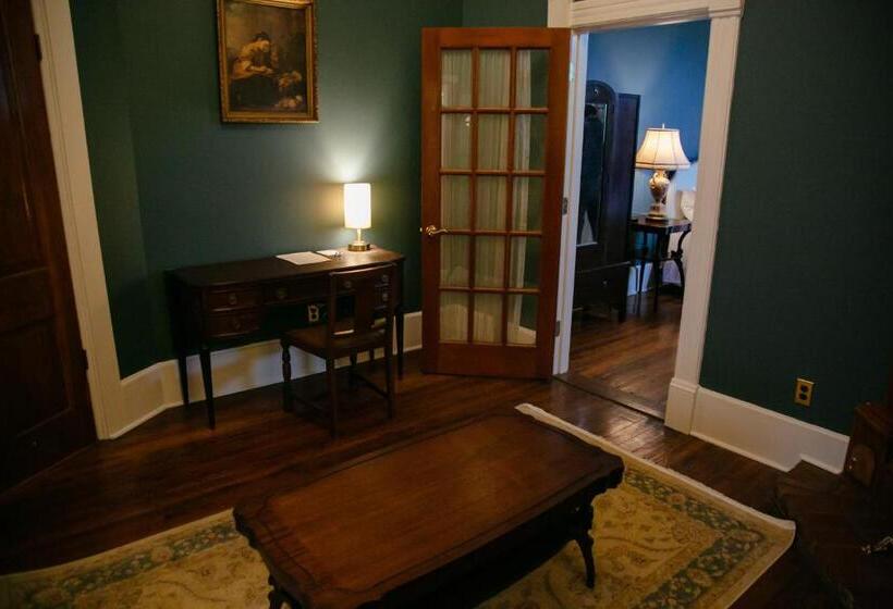 غرفة ديلوكس مزودة بشرفة, The Grand