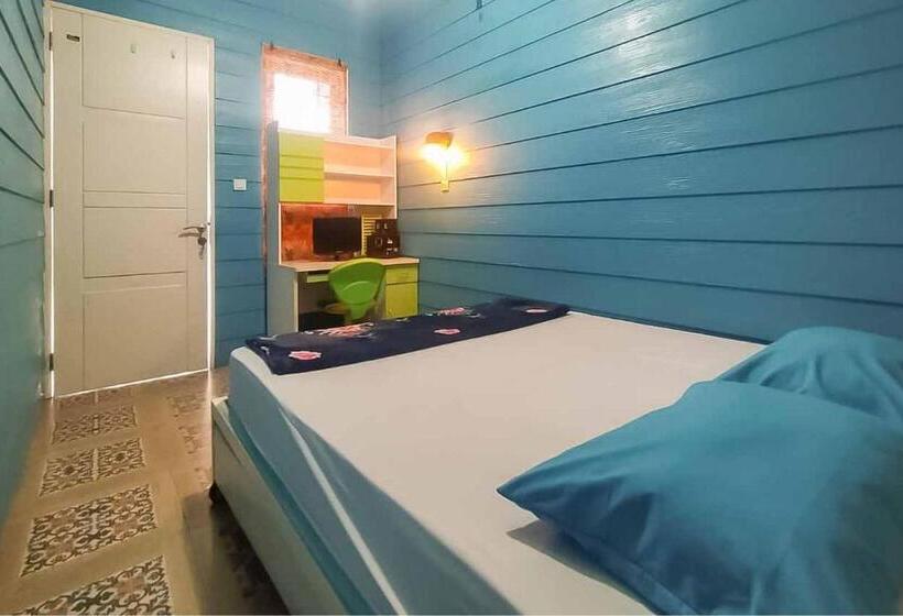 스탠다드 룸, D H Mansion La Rosa Syariah Sentul Mitra Reddoorz