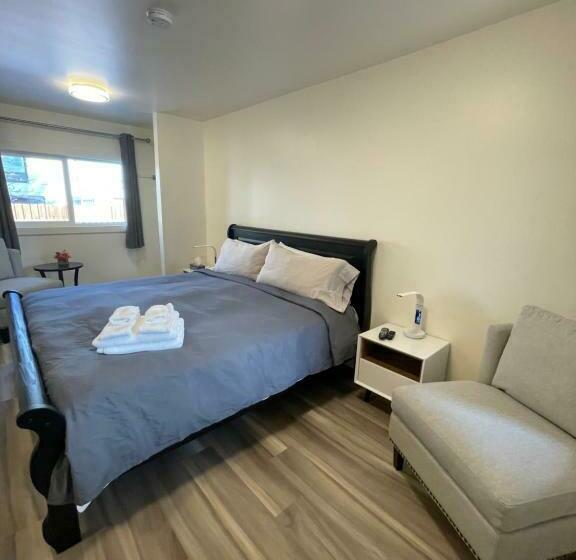 استودیو استاندارد با تخت کینگ, Destination Inn