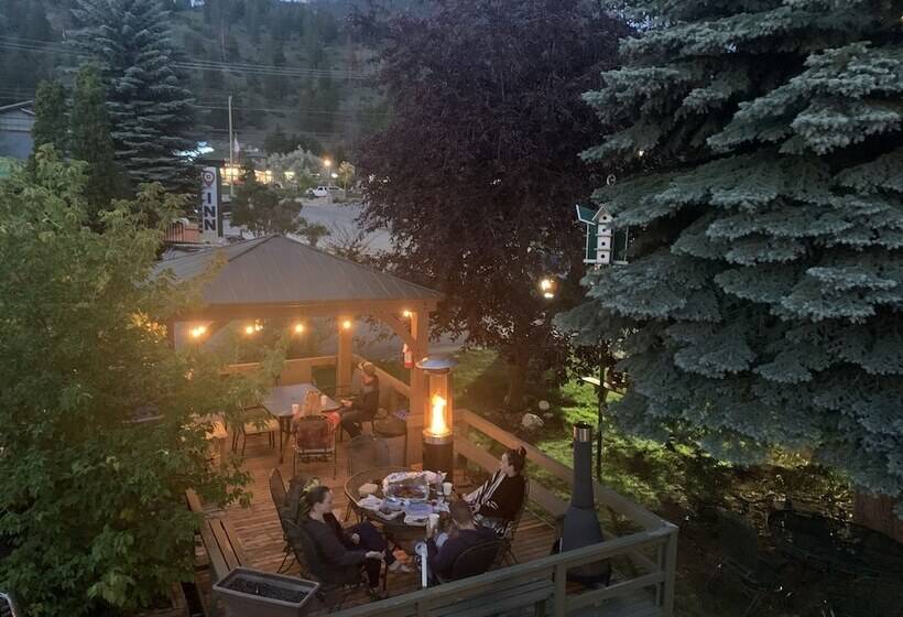 استودیوی لوکس, Destination Inn