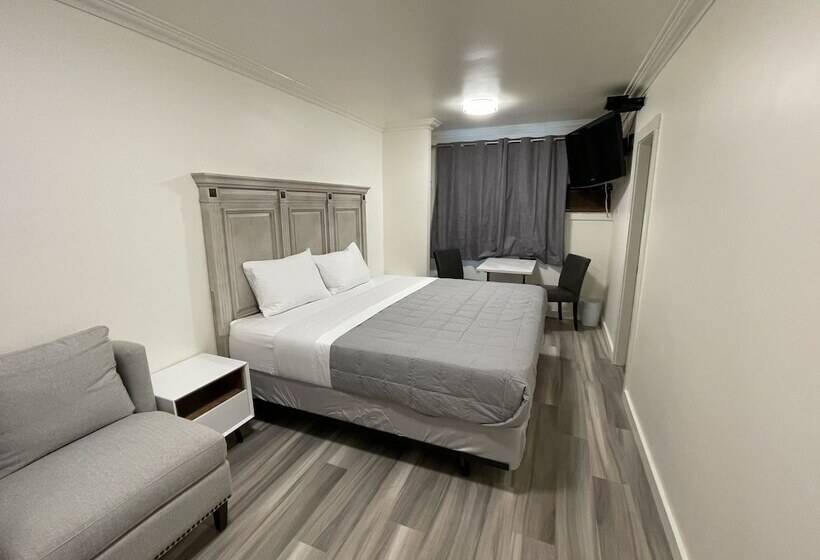 استودیوی لوکس, Destination Inn