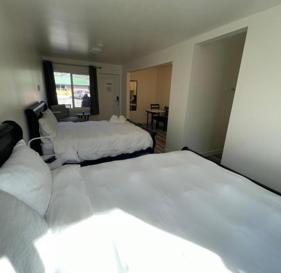 استودیوی لوکس, Destination Inn