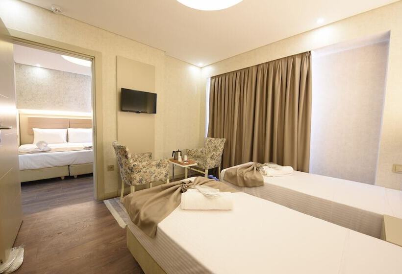 اتاق خانوادگی, Florina