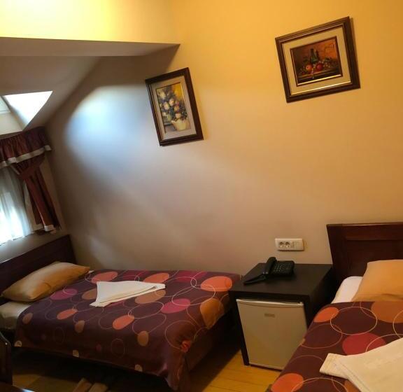 اتاق استاندارد, Royal