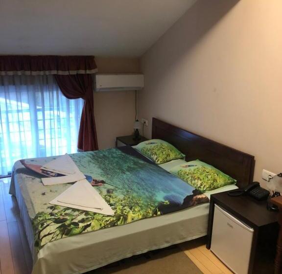 اتاق استاندارد, Royal