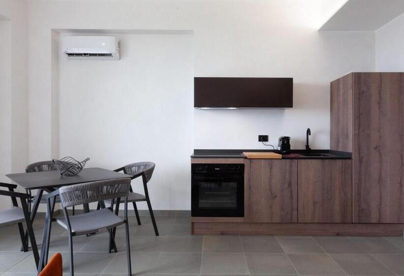 דירת חדר עם טרסה, Maina Country Resort