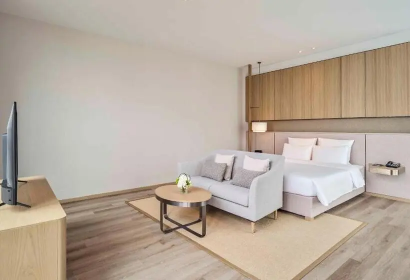 キングサイズベッドのデラックスルーム, Novotel Shanghai Qingpu Excellence