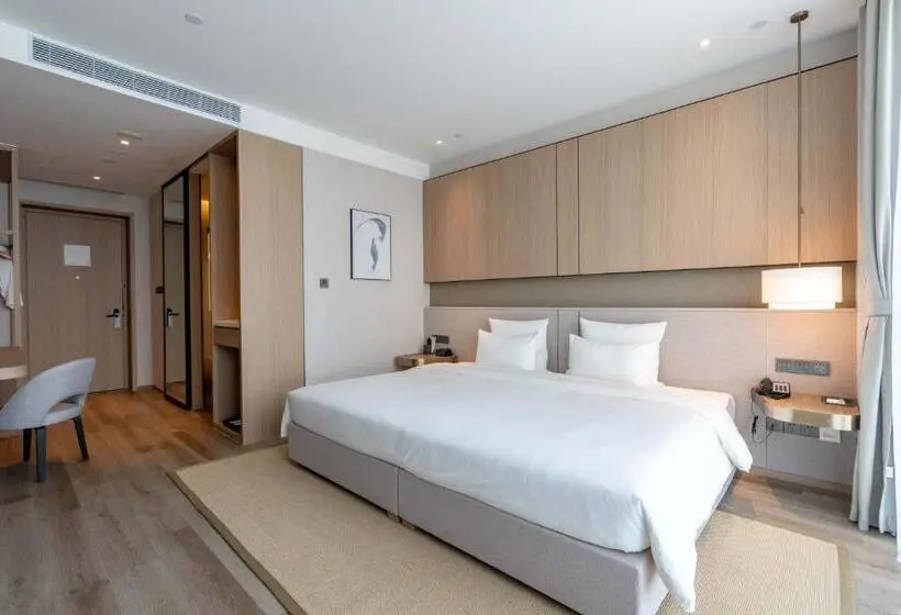 キングサイズベッドのスタンダードルーム, Novotel Shanghai Qingpu Excellence