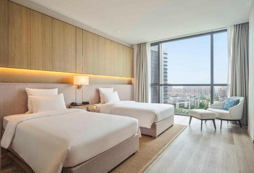 Номер Superior, Novotel Shanghai Qingpu Excellence