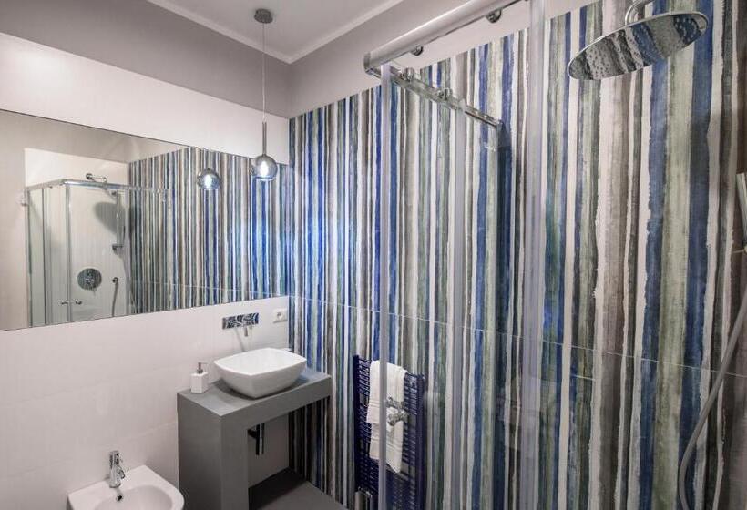 اتاق استاندارد با تخت بزرگ, Celso 14