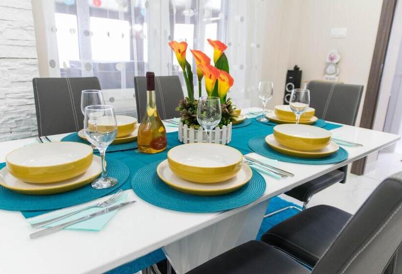 キングサイズベッドのスーペリアルーム, Délibáb Wellness Vendégház