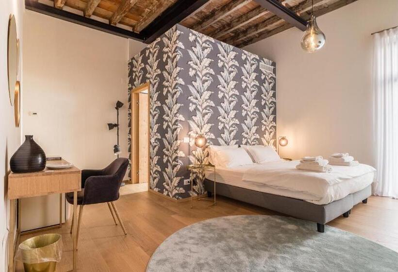 Quarto standard, Blooms Botanical Rooms