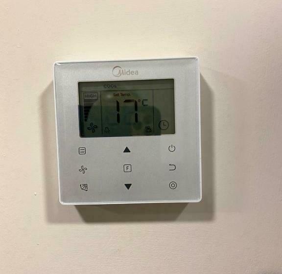 اتاق لوکس, Mizirawi Historic