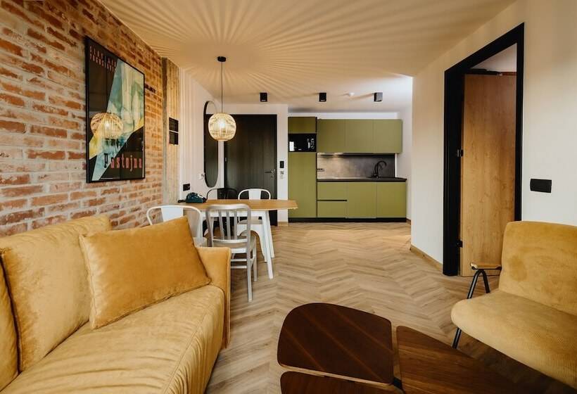 آپارتمان 1 خوابه, One66