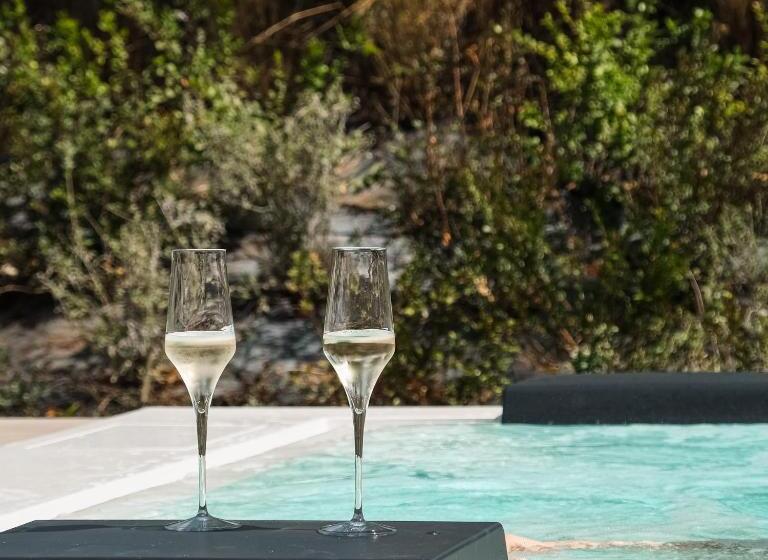 直达温泉标准间, Kairos Resort & Spa