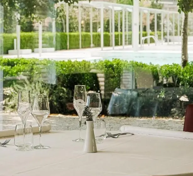 スイート, Kairos Resort & Spa