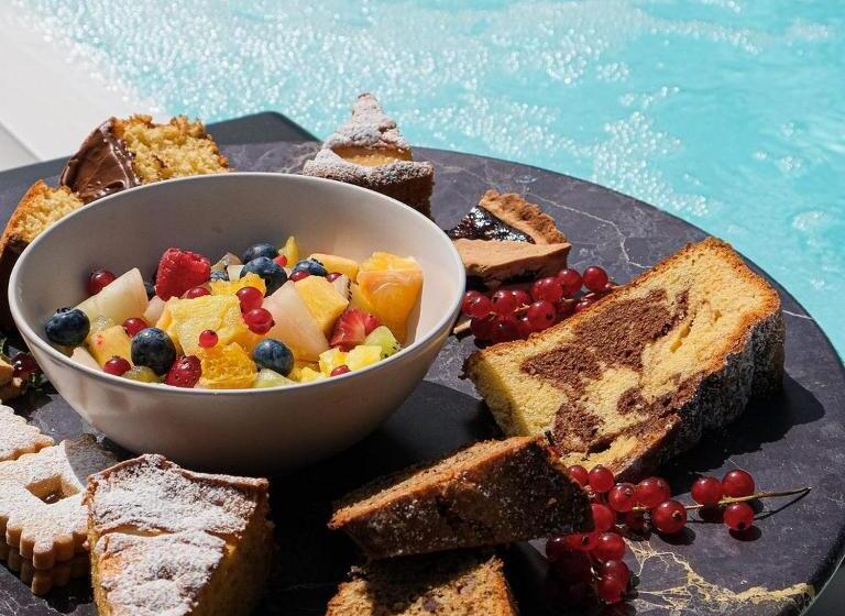 家庭间, Kairos Resort & Spa