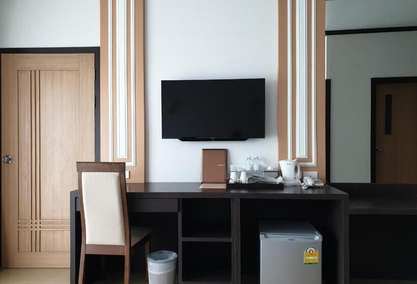 Номер Superior, Swan Lake Hotel Sattahip