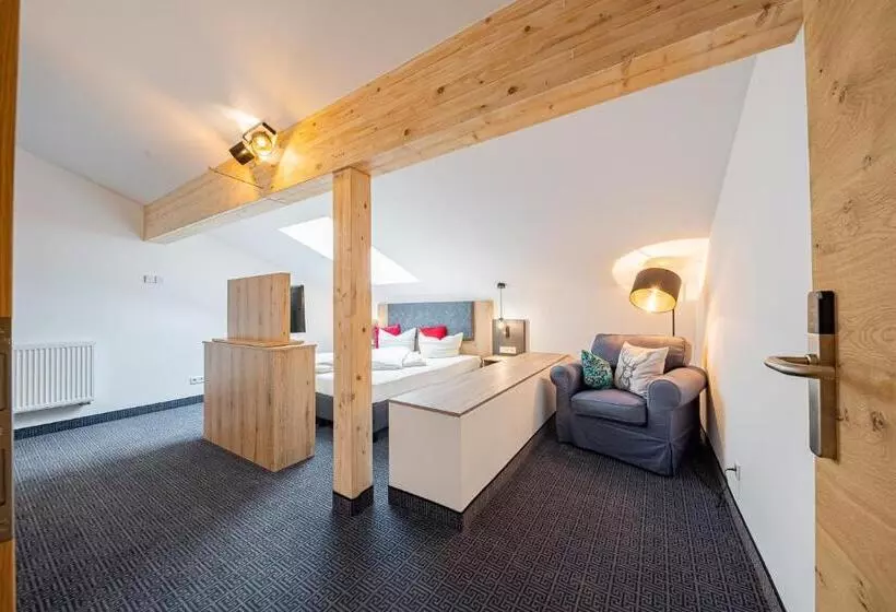 سوییت با چشم‌انداز کوه, Berghotel & Chalets Adersberg