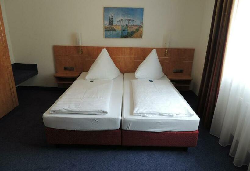 اتاق استاندارد, Airport Business Hotel Köln