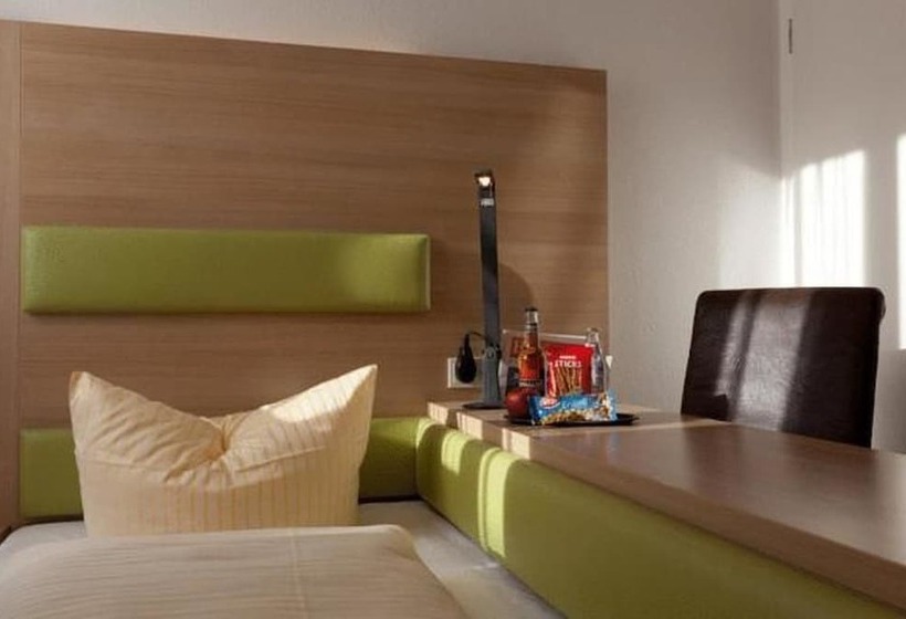 اتاق استاندارد یک نفره, Aviva