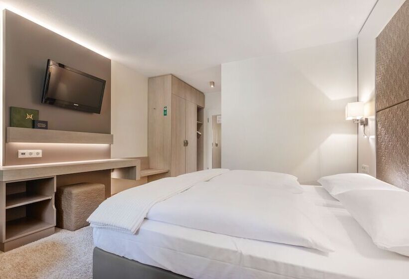 Номер Комфорт, Landhotel Bellevue