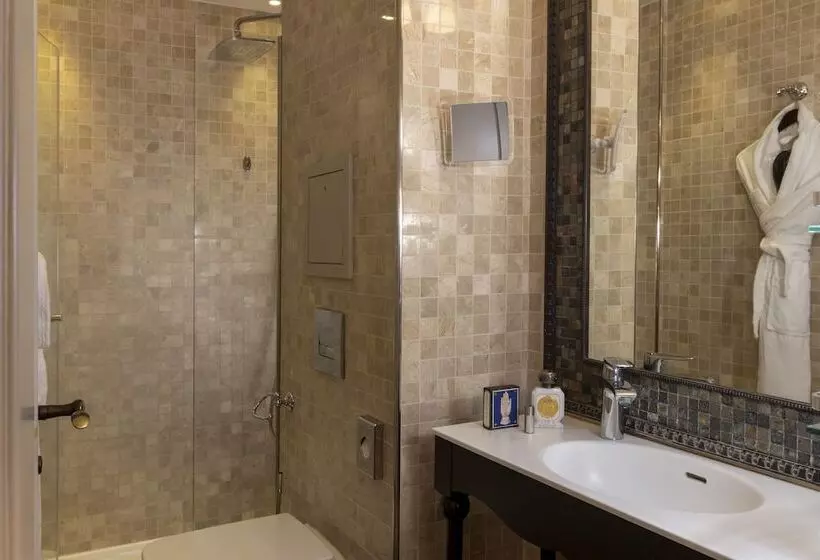 اتاق سوپریور با بالکن, Hôtel Da Vinci & Spa