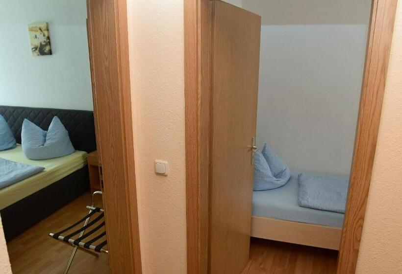 Family Suite, Garni Goldene Henne