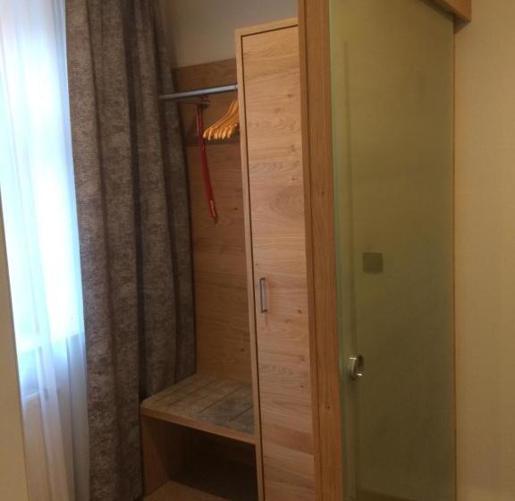 סוויטה דלוקס, Hartl's Lindenmühle