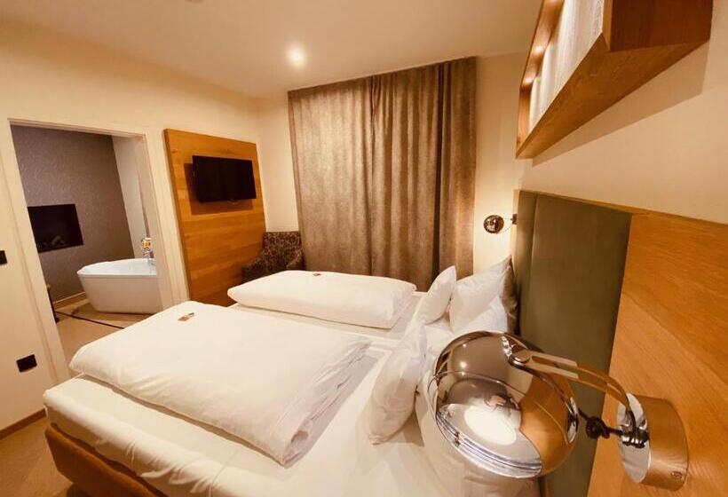 סוויטת קומפורט, Hartl's Lindenmühle