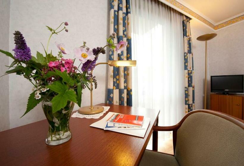 غرفة قياسية فردية, Hirsch