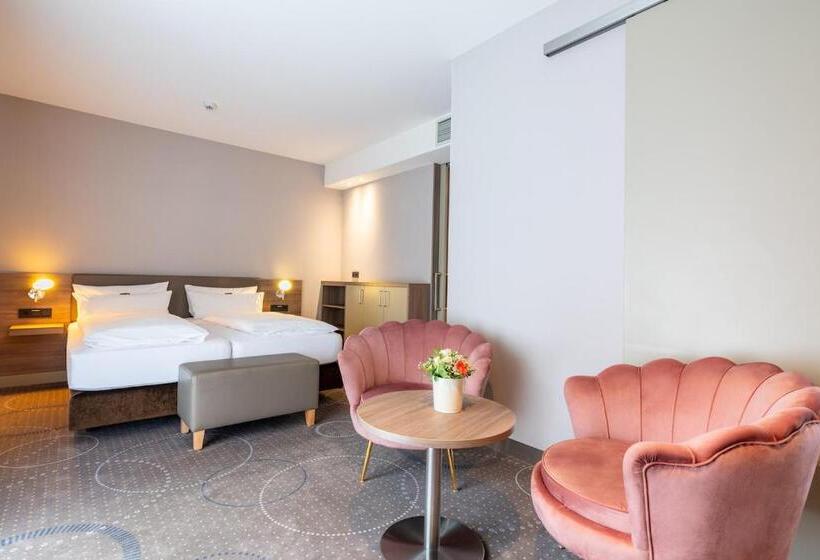 Номер Superior, Kaliebe