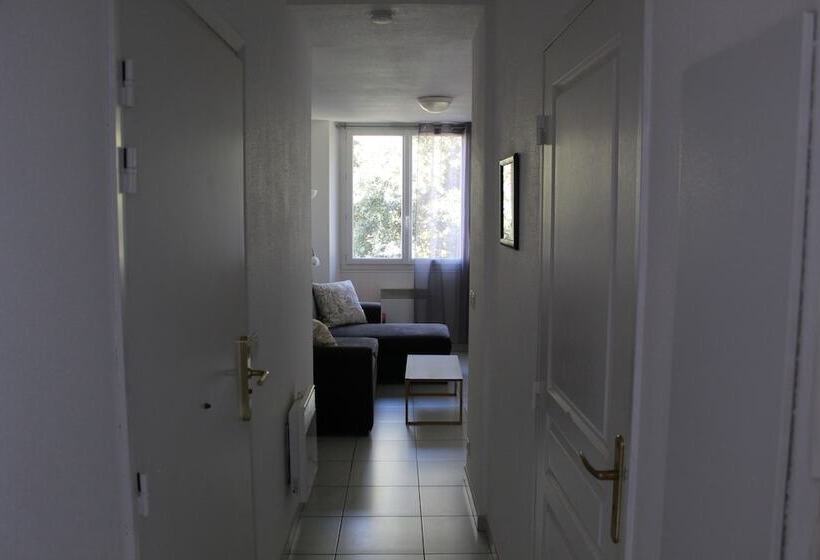 バルコニー付き1ベッドルームアパートメント, Kimi Résidence