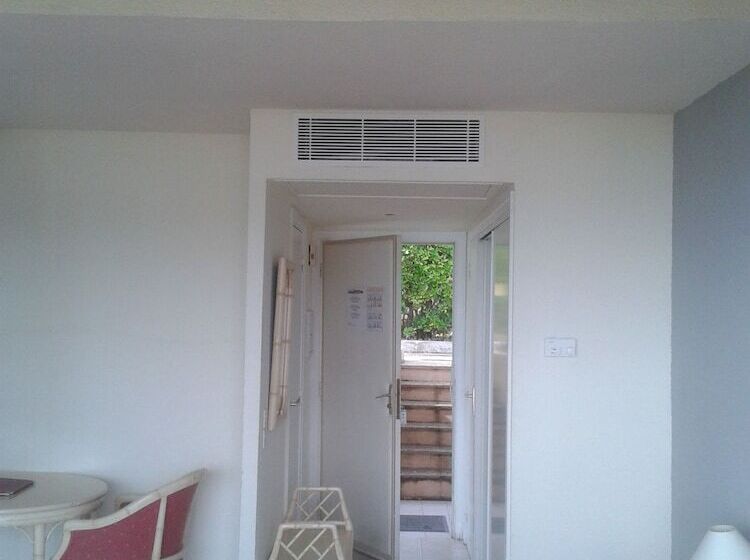 Семейный Номер Вид на Море, La Flore