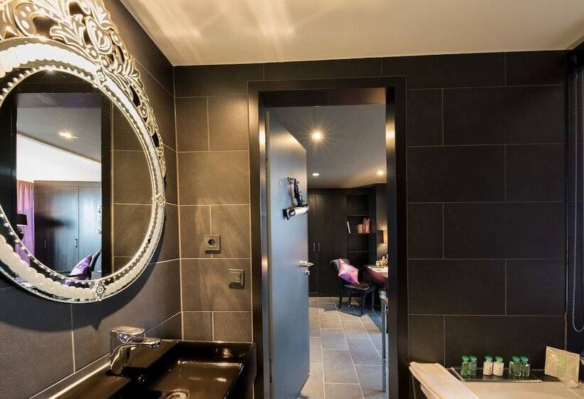 Standard Studio Double Bed, La Mansion Vi Vadi