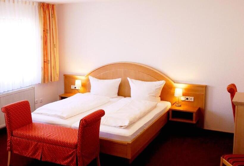 Четырехместный Номер Стандарт, Landgasthof Blume