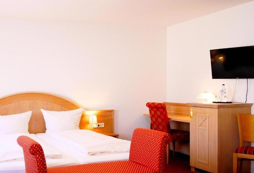 Четырехместный Номер Стандарт, Landgasthof Blume