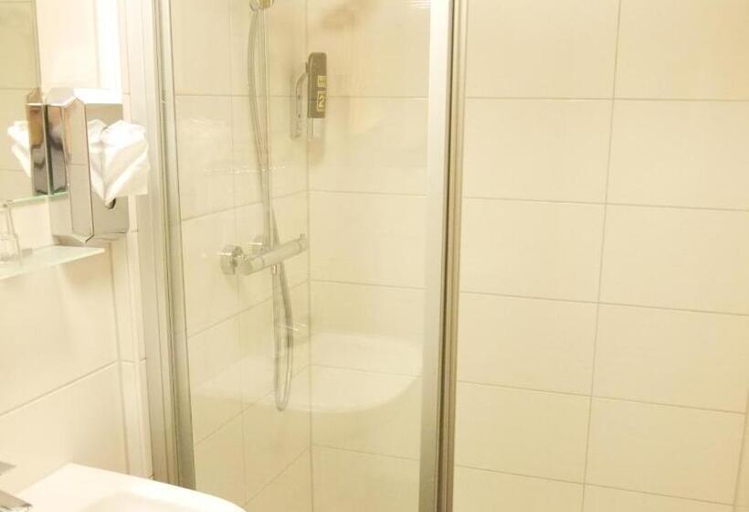 Четырехместный Номер Стандарт, Landgasthof Blume